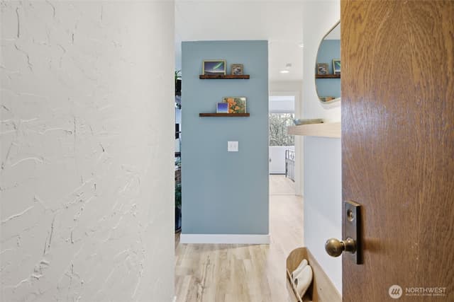 Property photo for 5642 California Avenue SW #3, Seattle photo 2