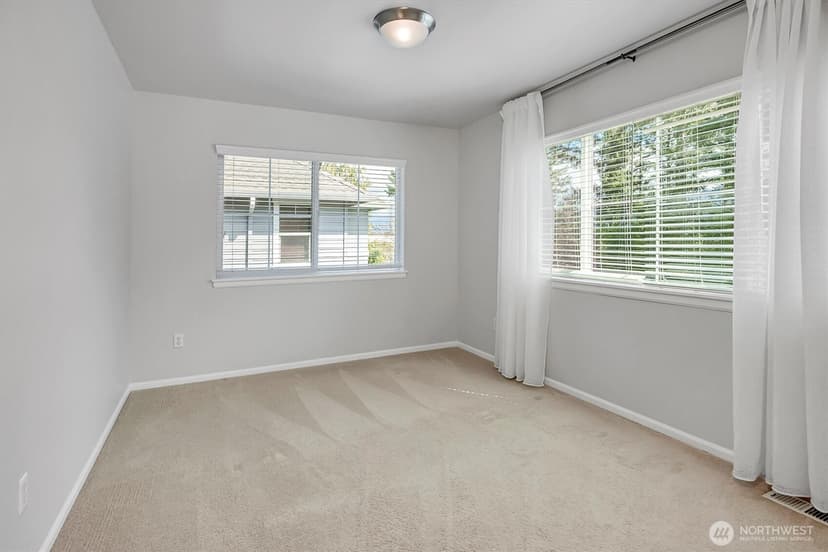 Property photo for 7709 Greenridge Court SE, Snoqualmie photo 14