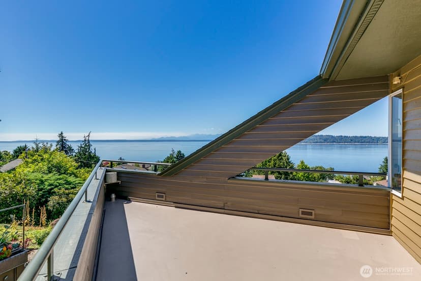 Property photo for 10413 66th Place W, Mukilteo photo 27