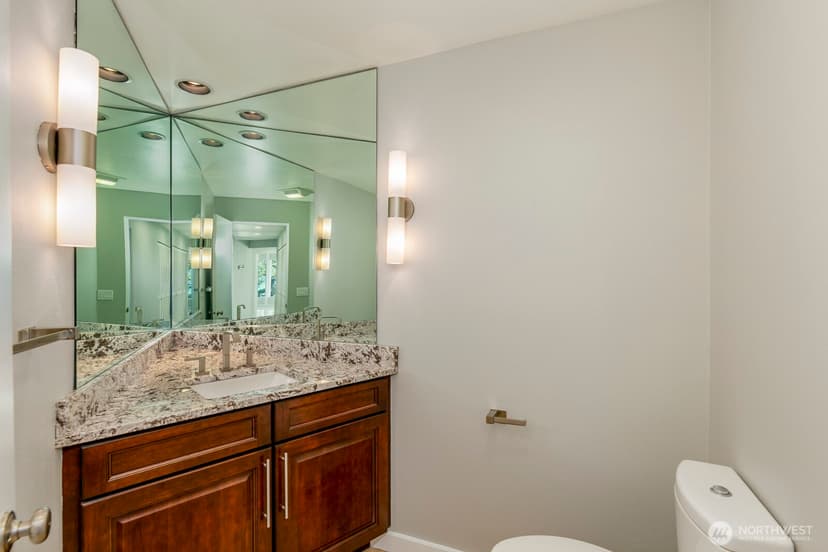 Property photo for 10413 66th Place W, Mukilteo photo 23