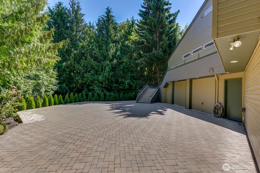 Property photo for 10413 66th Place W, Mukilteo photo 5