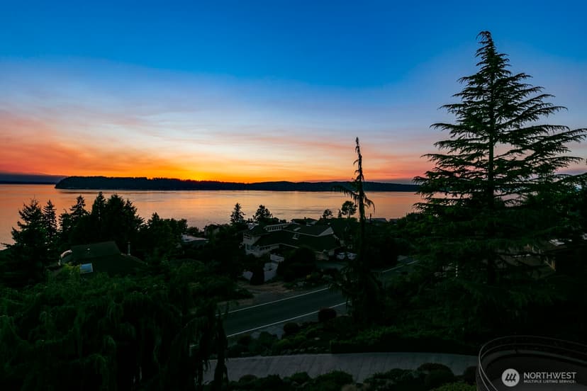 Property photo for 10413 66th Place W, Mukilteo photo 9