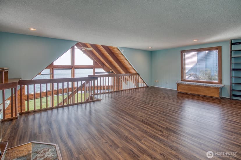 Property photo for 288 Sunrise Avenue SE, Ocean Shores photo 22