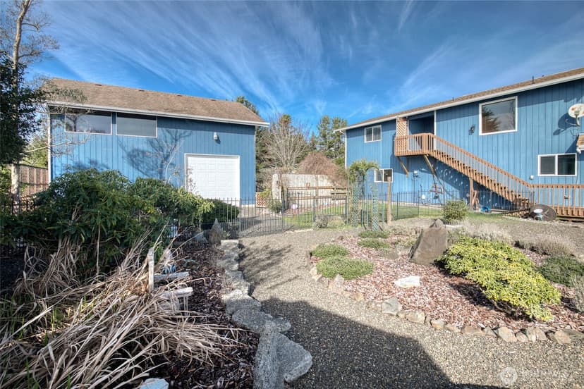 Property photo for 288 Sunrise Avenue SE, Ocean Shores photo 13