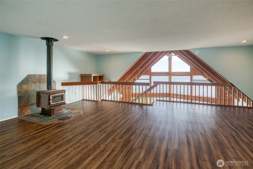 Property photo for 288 Sunrise Avenue SE, Ocean Shores photo 21