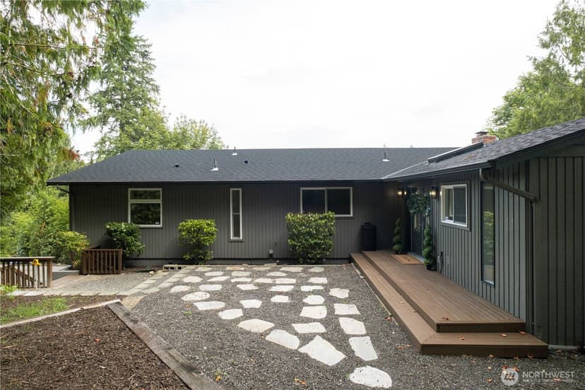 Property photo for 1122 118th Street NE, Tulalip photo 5