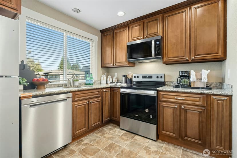 Property photo for 9515 NE 180th Street #C101, Bothell photo 10