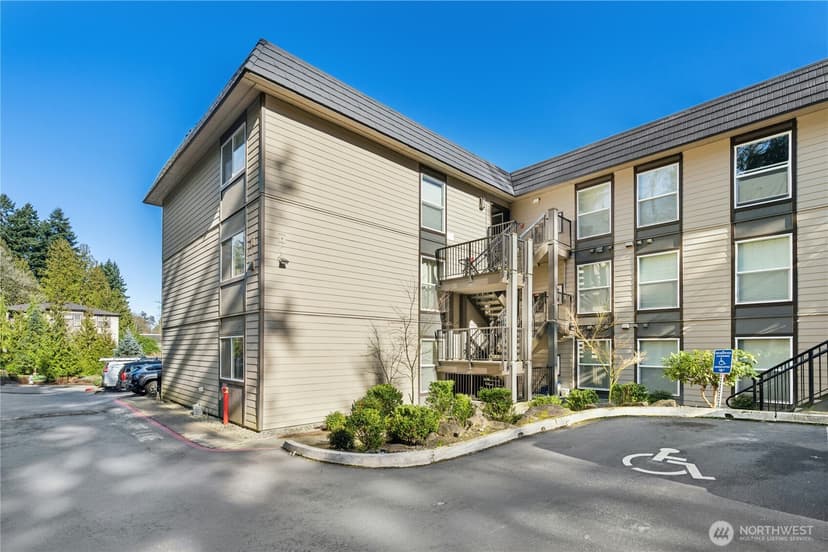 Property photo for 9515 NE 180th Street #C101, Bothell photo 24