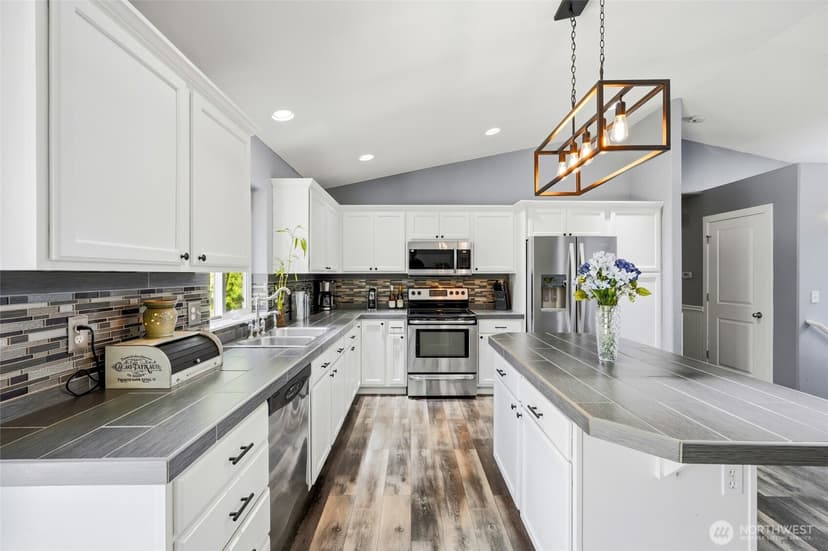 Property photo for 12629 Marine Drive, Tulalip photo 7