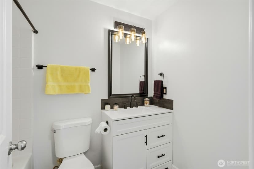 Property photo for 12629 Marine Drive, Tulalip photo 21