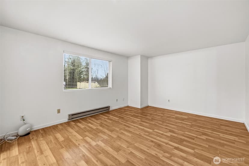 Property photo for 24856 145th Lane SE, Kent photo 22
