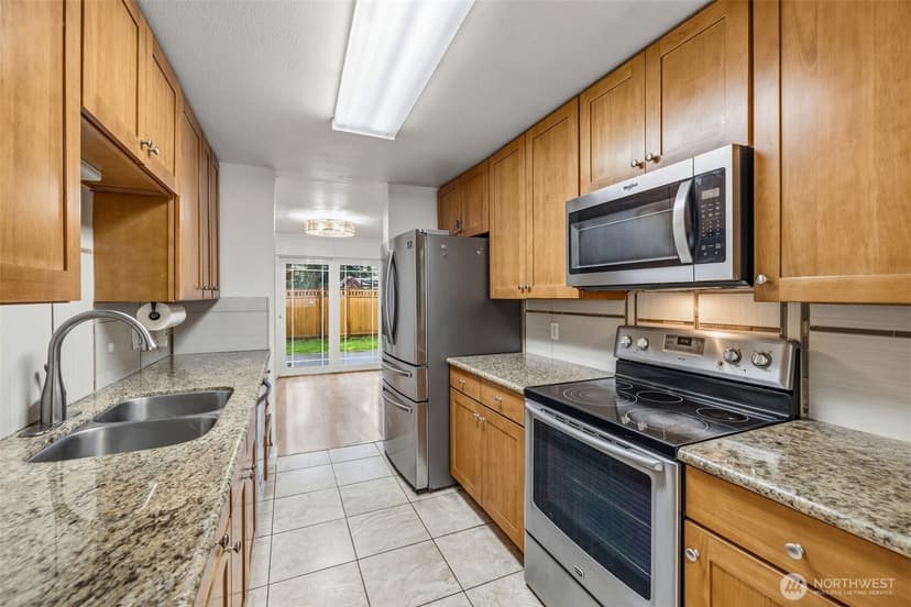 Property photo for 24856 145th Lane SE, Kent photo 15