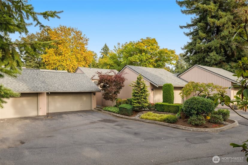 Property photo for 2938 Kennewick Place NE, Renton photo 23