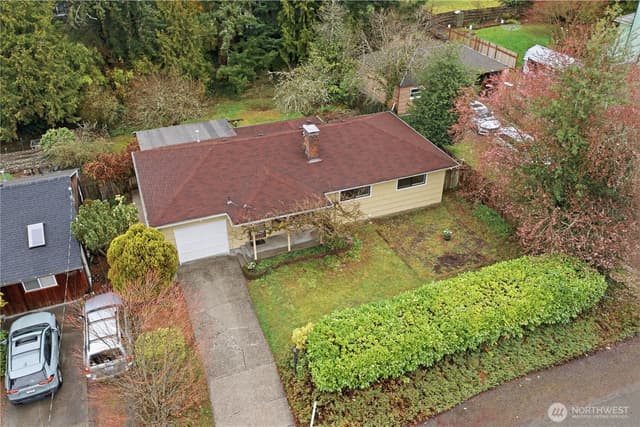 Property photo for 1840 NE 171 Street, Shoreline photo 2