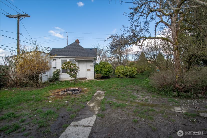 Property photo for 2202 E 32nd Street, Tacoma photo 5