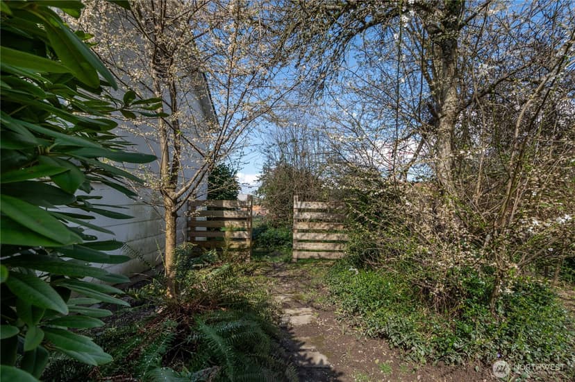 Property photo for 2202 E 32nd Street, Tacoma photo 26