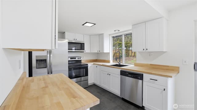 Property photo for 2840 22nd Street SE, Auburn photo 5