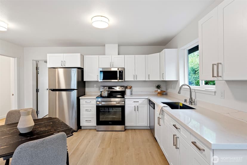 Property photo for 1925 5th Street, Bremerton photo 16