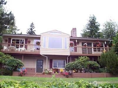 Property photo for 1927 Greendale Drive SW, Lakewood