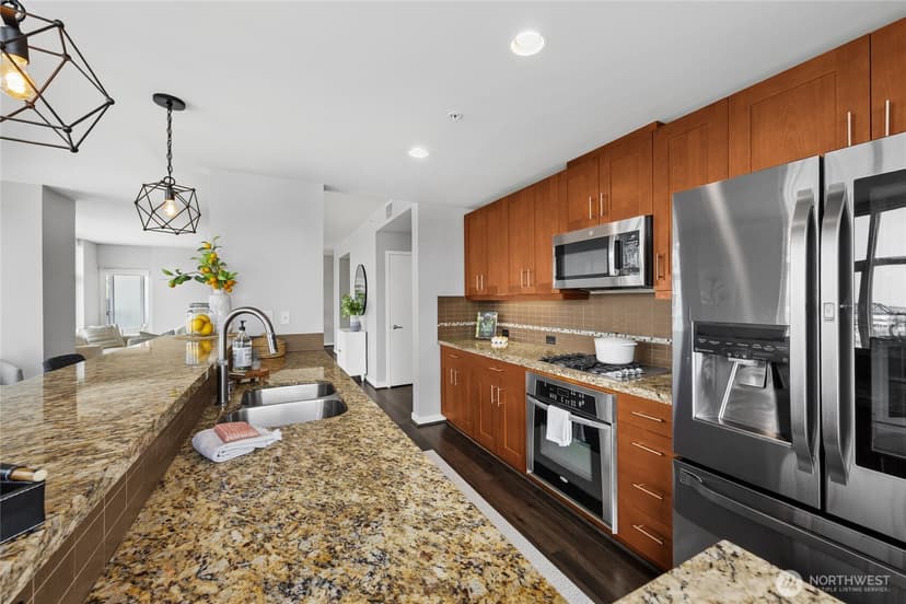 Property photo for 1515 Dock Street #704, Tacoma photo 12