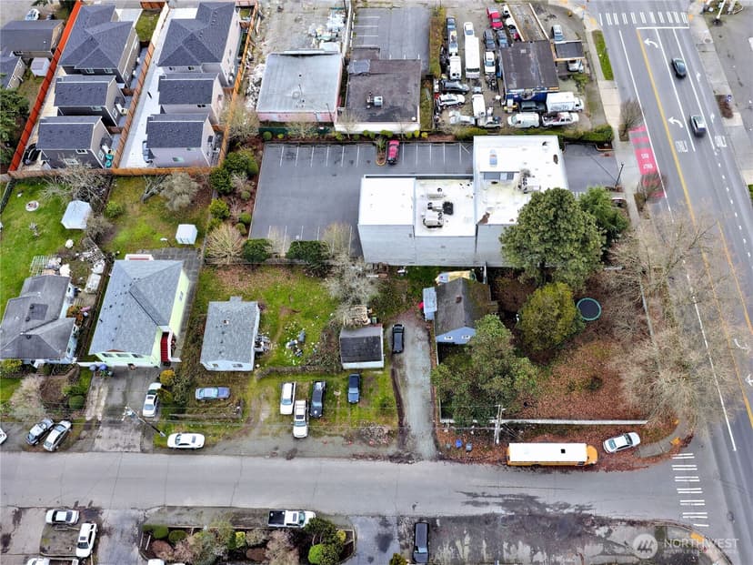 Property photo for 871 SW 135th Street, Burien photo 5
