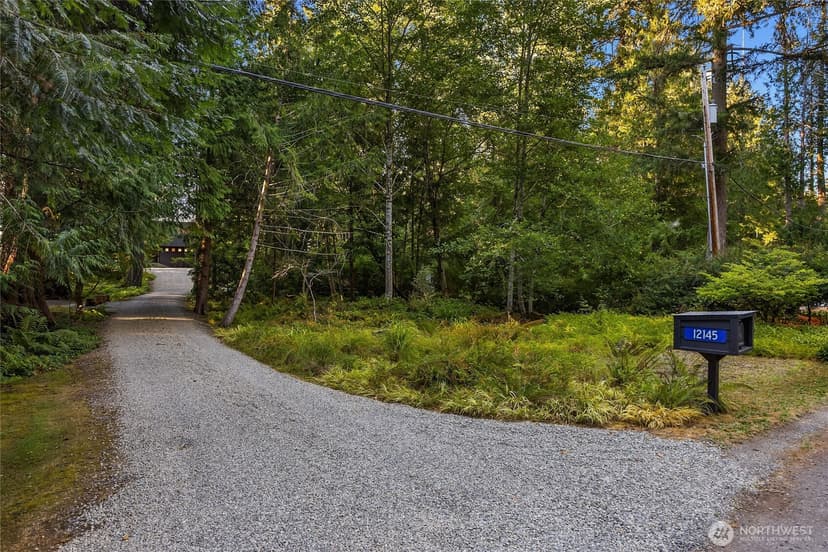 Property photo for 12145 Arrow Point Loop NE, Bainbridge Island photo 37