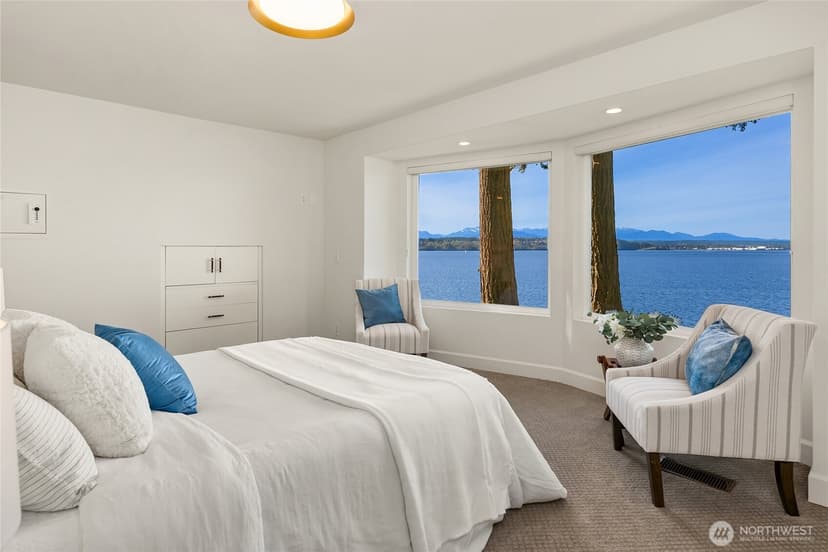 Property photo for 12145 Arrow Point Loop NE, Bainbridge Island photo 16
