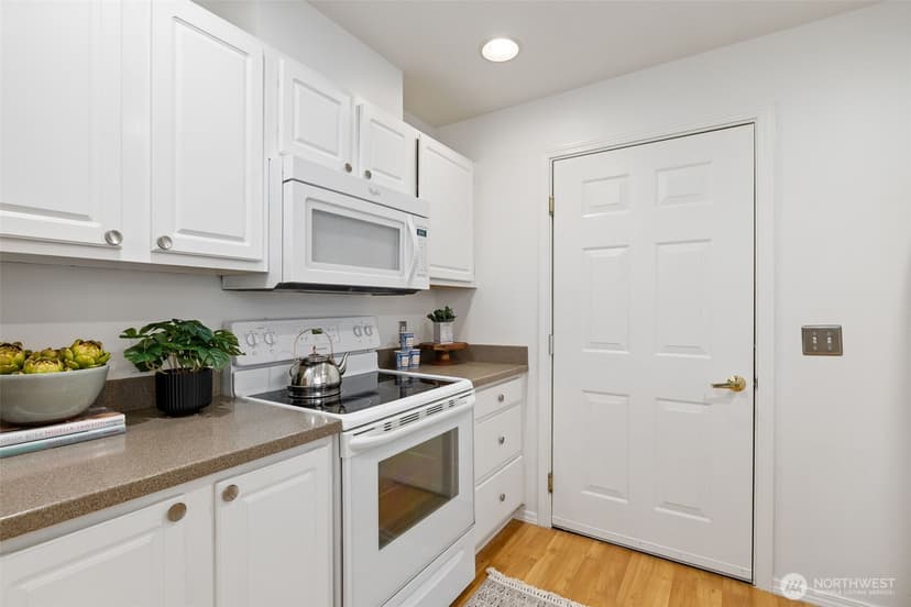 Property photo for 6515 134th Place SE #D2, Snohomish photo 12