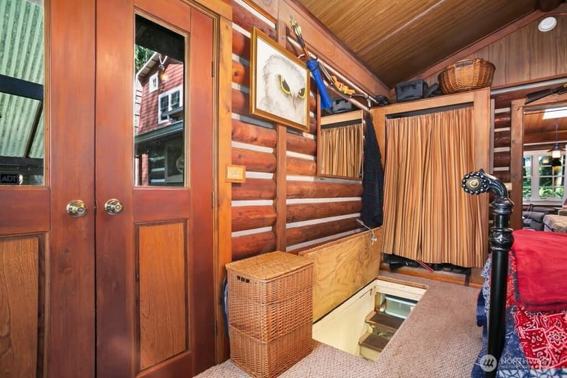 Property photo for 19739 324th Avenue NE, Duvall photo 13