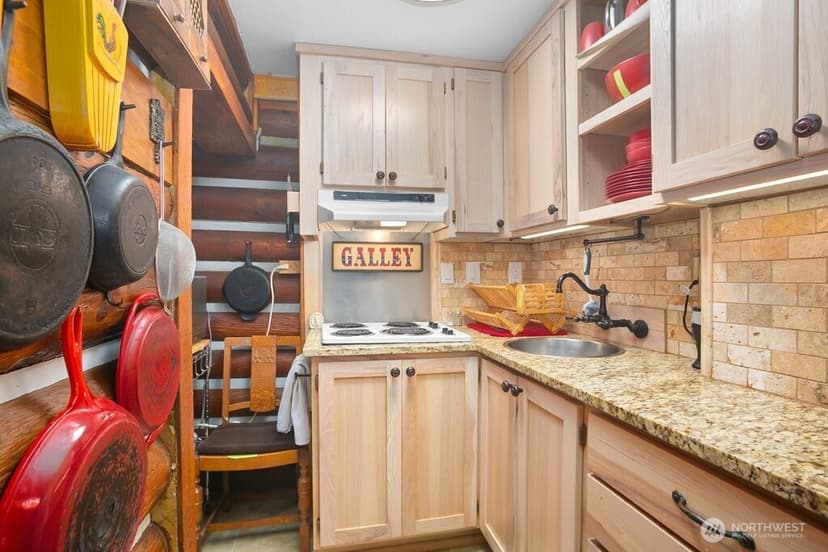 Property photo for 19739 324th Avenue NE, Duvall photo 11