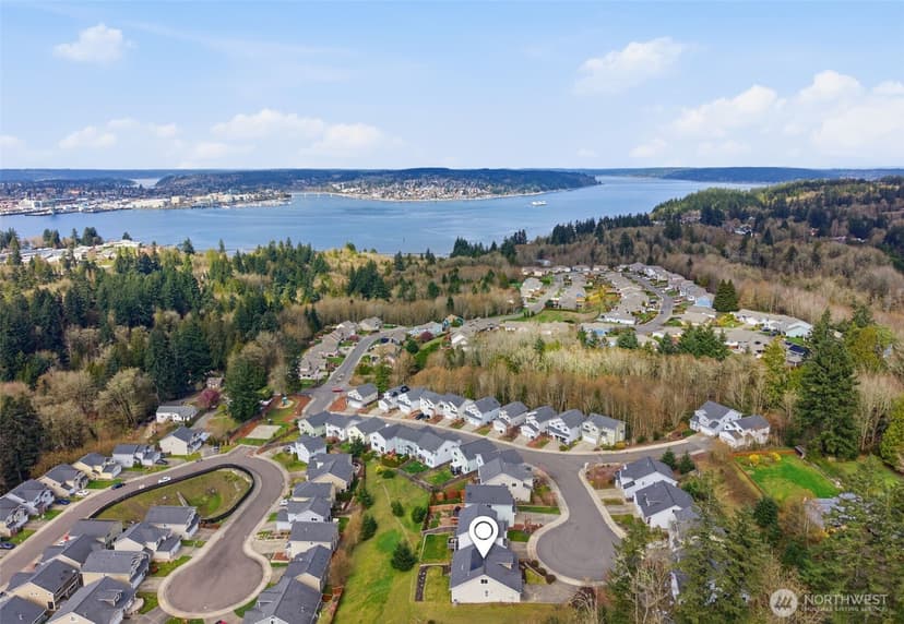 Property photo for 784 Freedom Court SE, Port Orchard photo 33