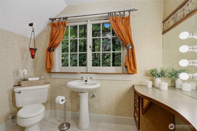 Property photo for 7400 Island Center Road NE, Bainbridge Island photo 25