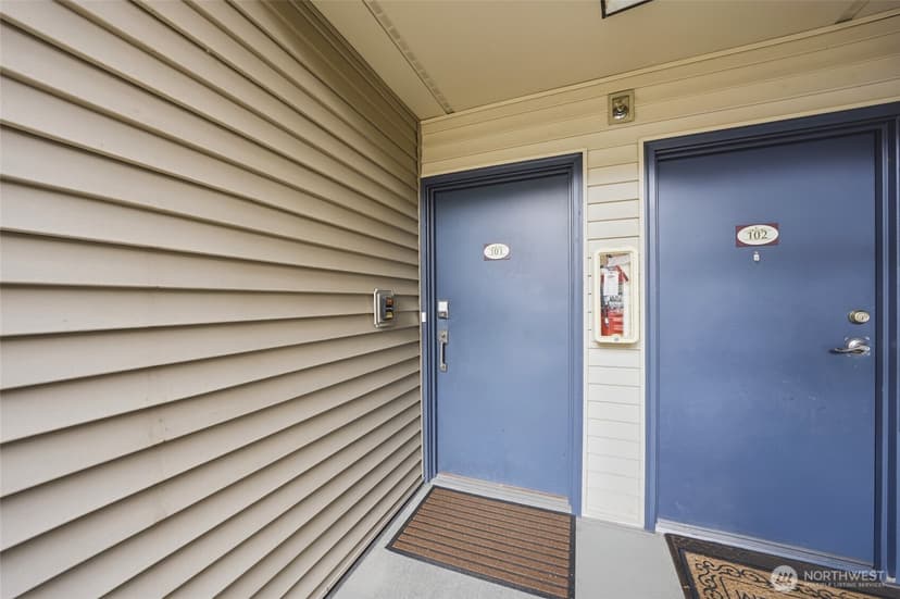Property photo for 25025 SE Klahanie Boulevard #K101, Sammamish photo 27