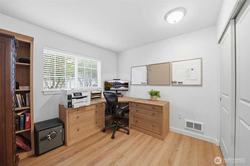 Property photo for 25025 SE Klahanie Boulevard #K101, Sammamish photo 20