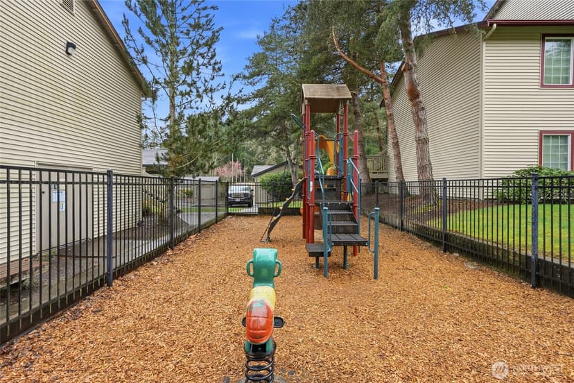 Property photo for 25025 SE Klahanie Boulevard #K101, Sammamish photo 31