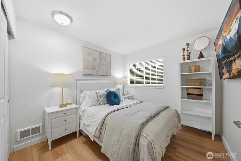 Property photo for 25025 SE Klahanie Boulevard #K101, Sammamish photo 18