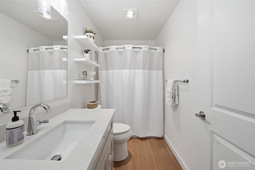 Property photo for 25025 SE Klahanie Boulevard #K101, Sammamish photo 15