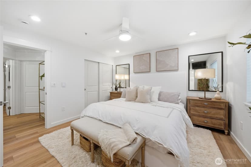 Property photo for 25025 SE Klahanie Boulevard #K101, Sammamish photo 14