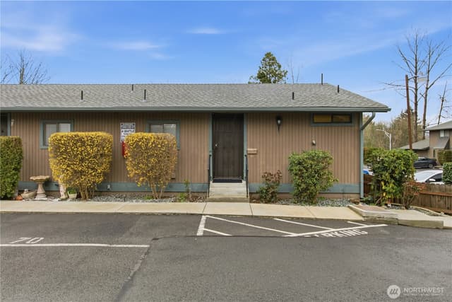 Property photo for 13704 37th Avenue S #59, Tukwila photo 2