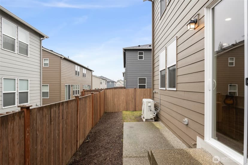Property photo for 731 NE Cabot Lane, Bremerton photo 20