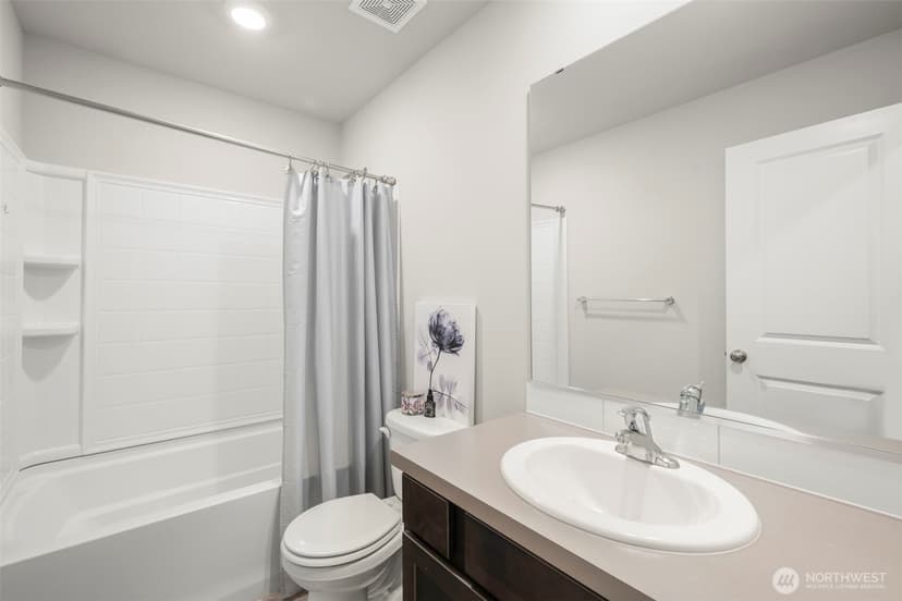 Property photo for 731 NE Cabot Lane, Bremerton photo 18
