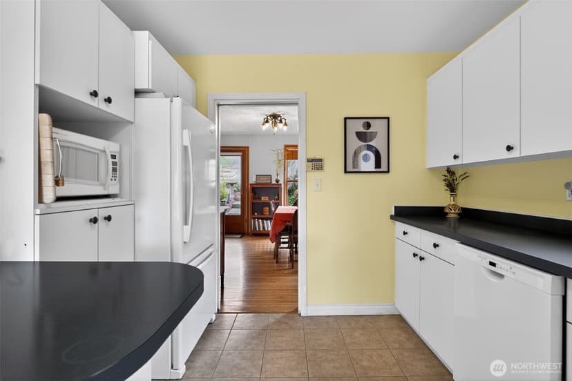 Property photo for 3931 Friday Avenue, Everett photo 7