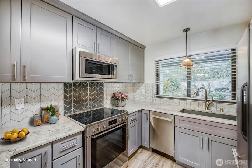 Property photo for 1723 NE 179th Street #3, Shoreline photo 4