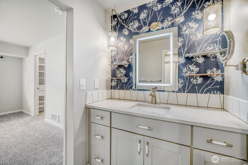 Property photo for 1723 NE 179th Street #3, Shoreline photo 7