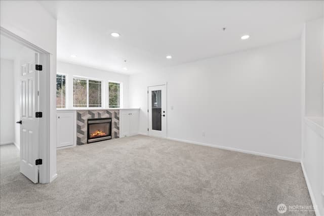 Property photo for 107 164th Street S #3-402, Bothell photo 4