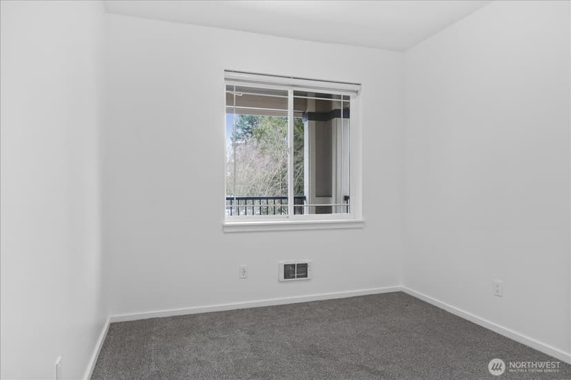 Property photo for 107 164th Street S #3-402, Bothell photo 25
