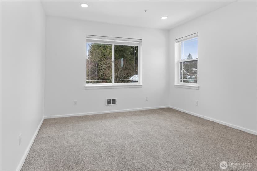 Property photo for 107 164th Street S #3-402, Bothell photo 19