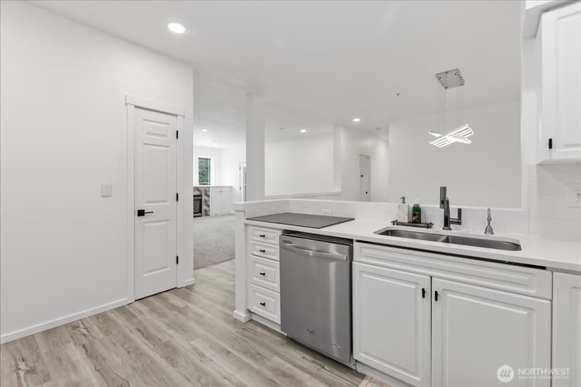 Property photo for 107 164th Street S #3-402, Bothell photo 15