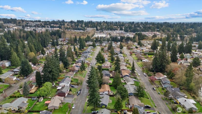 Property photo for 5508 172nd Place SW, Lynnwood photo 24