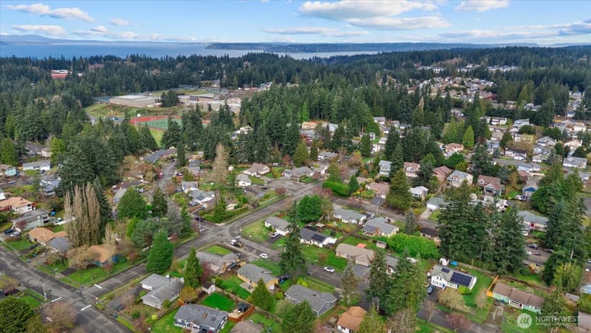 Property photo for 5508 172nd Place SW, Lynnwood photo 26